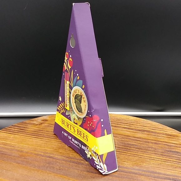 Burt's Bees  lip balm and hand salve - Picture 4 of 4